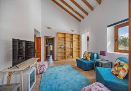 Beautifully Restored Traditional Portuguese Home with Heated Pool near Santa Barbara de Nexe