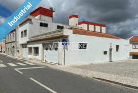 Banca warehouse with 1000 m2 and consisting of 3 floors located in Gaieras in Óbidos
