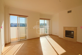 3 bedroom bank apartment with sea view and 1 parking lot in the basement located in Quinta de Betunes in Loulé 3 bedroom bank apartment with sea view and 1 parking lot in the basement located in Quinta de Betunes in Loulé