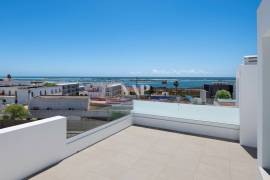 Modern New Villa with Sea Views in Fuseta