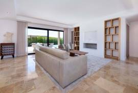 Single Storey 3 Bedroom Villa with Pool, next to Ria Formosa, Faro