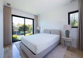 Single Storey 3 Bedroom Villa with Pool, next to Ria Formosa, Faro