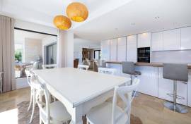 Single Storey 3 Bedroom Villa with Pool, next to Ria Formosa, Faro