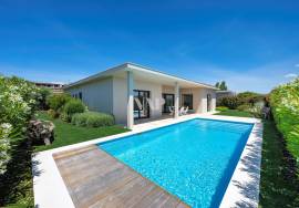 Single Storey 3 Bedroom Villa with Pool, next to Ria Formosa, Faro