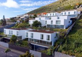 Brand-New 3-Bedroom Villa with 3 Bathrooms in Casa Branca, Funchal