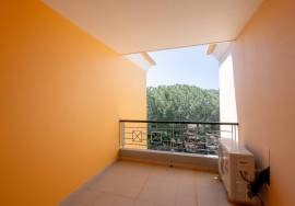 Top floor 1 bed with the most amazing estuary and sea views Top floor 1 bed with the most amazing estuary and sea views
