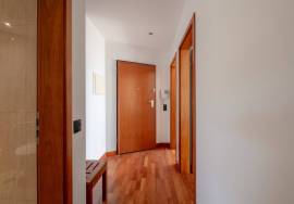 Top floor 1 bed with the most amazing estuary and sea views Top floor 1 bed with the most amazing estuary and sea views