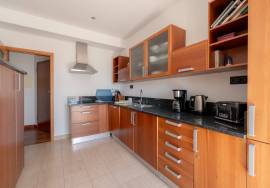 Top floor 1 bed with the most amazing estuary and sea views Top floor 1 bed with the most amazing estuary and sea views