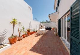 Character-filled 4 Bedroom Villa with Pool near Luz Character-filled 4 Bedroom Villa with Pool near Luz