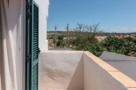 Character-filled 4 Bedroom Villa with Pool near Luz Character-filled 4 Bedroom Villa with Pool near Luz