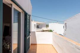 Character-filled 4 Bedroom Villa with Pool near Luz Character-filled 4 Bedroom Villa with Pool near Luz