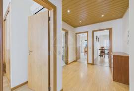 Tavira 2 bed top floor apartment with terraces sold fully furnished