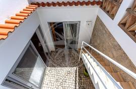Tavira centre 2 bedroom townhouse with patio & large sun terrace Tavira centre 2 bedroom townhouse with patio & large sun terrace