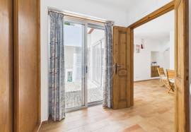 Tavira centre 2 bedroom townhouse with patio & large sun terrace Tavira centre 2 bedroom townhouse with patio & large sun terrace