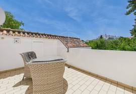Tavira centre 2 bedroom townhouse with patio & large sun terrace Tavira centre 2 bedroom townhouse with patio & large sun terrace