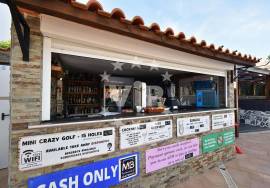 SUCCESSFUL COMMERCIAL BUSINESS - SWIMMING POOL BAR AND RESTAURANT - 15 HOLE CRAZY GOLF COURSE SUCCESSFUL COMMERCIAL BUSINESS - SWIMMING POOL BAR AND RESTAURANT - 15 HOLE CRAZY GOLF COURSE