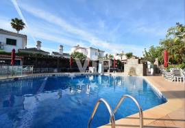 SUCCESSFUL COMMERCIAL BUSINESS - SWIMMING POOL BAR AND RESTAURANT - 15 HOLE CRAZY GOLF COURSE SUCCESSFUL COMMERCIAL BUSINESS - SWIMMING POOL BAR AND RESTAURANT - 15 HOLE CRAZY GOLF COURSE