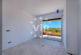 ALBUFEIRA - 3 BEDROOMS VILLA - SWIMMING POOL, GARDEN - LARGE GARAGE ALBUFEIRA - 3 BEDROOMS VILLA - SWIMMING POOL, GARDEN - LARGE GARAGE