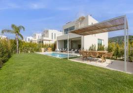 3 Bedroom Villa with Sea Views for Sale in Santa Bárbara de Nexe, Faro 3 Bedroom Villa with Sea Views for Sale in Santa Bárbara de Nexe, Faro