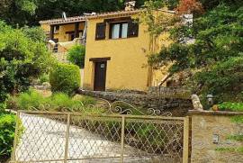 Luxury Estate Witth 2 Houses for Sale in Gilette France Luxury Estate Witth 2 Houses for Sale in Gilette France