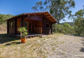 Lakeside Villa on Barragem da Bravura with Exceptional Privacy & Potential
