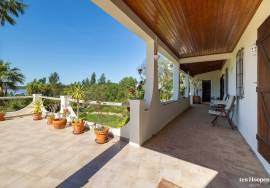 Lakeside Villa on Barragem da Bravura with Exceptional Privacy & Potential