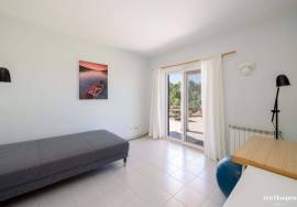 Lakeside Villa on Barragem da Bravura with Exceptional Privacy & Potential