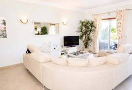 2 Spacious Bedroom Apartment in Boavista Golf & Spa, Lagos 2 Spacious Bedroom Apartment in Boavista Golf & Spa, Lagos