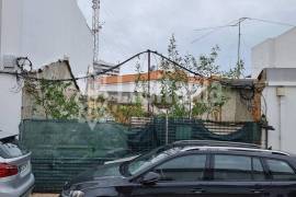 Land for construction, with approved and turnkey project - Faro
