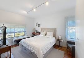 4 Bedroom Duplex Apartment with Terrace and 4 Parking Spaces