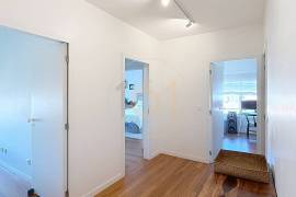 4 Bedroom Duplex Apartment with Terrace and 4 Parking Spaces