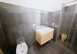 4 Bedroom Duplex Apartment with Terrace and 4 Parking Spaces