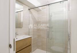 Charming 3+1 bedroom house with basement and pool near the center of Almancil.