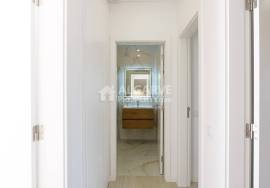 Charming 3+1 bedroom house with basement and pool near the center of Almancil.