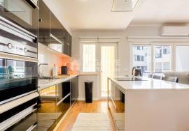 Renovated 1 Bedroom Apartment with Pool and Garden in Vilamoura | Furnished | Elevator