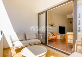Renovated 1 Bedroom Apartment with Pool and Garden in Vilamoura | Furnished | Elevator