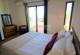 Two bedroom townhouse in a quiet residential area near the golf course in Vilamoura.