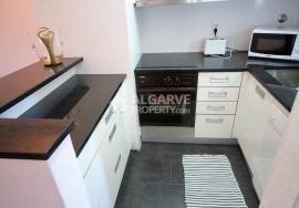 Two bedroom townhouse in a quiet residential area near the golf course in Vilamoura.