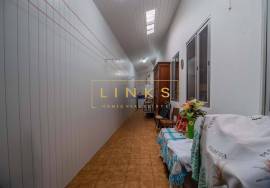 House - T2 + Apartment T3 with Active Local Accommodation – Calheta, Madeira House - T2 + Apartment T3 with Active Local Accommodation – Calheta, Madeira