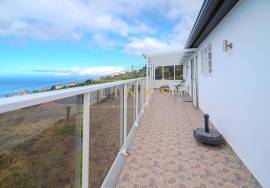 House - T2 + Apartment T3 with Active Local Accommodation – Calheta, Madeira House - T2 + Apartment T3 with Active Local Accommodation – Calheta, Madeira