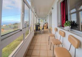 House - T2 + Apartment T3 with Active Local Accommodation – Calheta, Madeira House - T2 + Apartment T3 with Active Local Accommodation – Calheta, Madeira