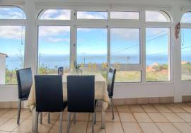 House - T2 + Apartment T3 with Active Local Accommodation – Calheta, Madeira House - T2 + Apartment T3 with Active Local Accommodation – Calheta, Madeira