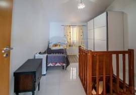 House - T2 + Apartment T3 with Active Local Accommodation – Calheta, Madeira House - T2 + Apartment T3 with Active Local Accommodation – Calheta, Madeira