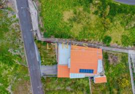 House - T2 + Apartment T3 with Active Local Accommodation – Calheta, Madeira House - T2 + Apartment T3 with Active Local Accommodation – Calheta, Madeira