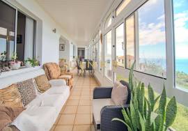 House - T2 + Apartment T3 with Active Local Accommodation – Calheta, Madeira House - T2 + Apartment T3 with Active Local Accommodation – Calheta, Madeira