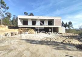 Premium 4 bedroom villa in Campo/Sobrado, Valongo, with land of 1,800 m²