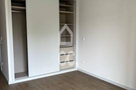 New 3 bedroom apartment on Avenida da Boavista with balcony New 3 bedroom apartment on Avenida da Boavista with balcony