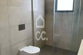 New 3 bedroom apartment on Avenida da Boavista with balcony New 3 bedroom apartment on Avenida da Boavista with balcony