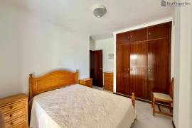 Excellent opportunity in the heart of Quarteira!