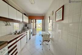 Excellent opportunity in the heart of Quarteira!